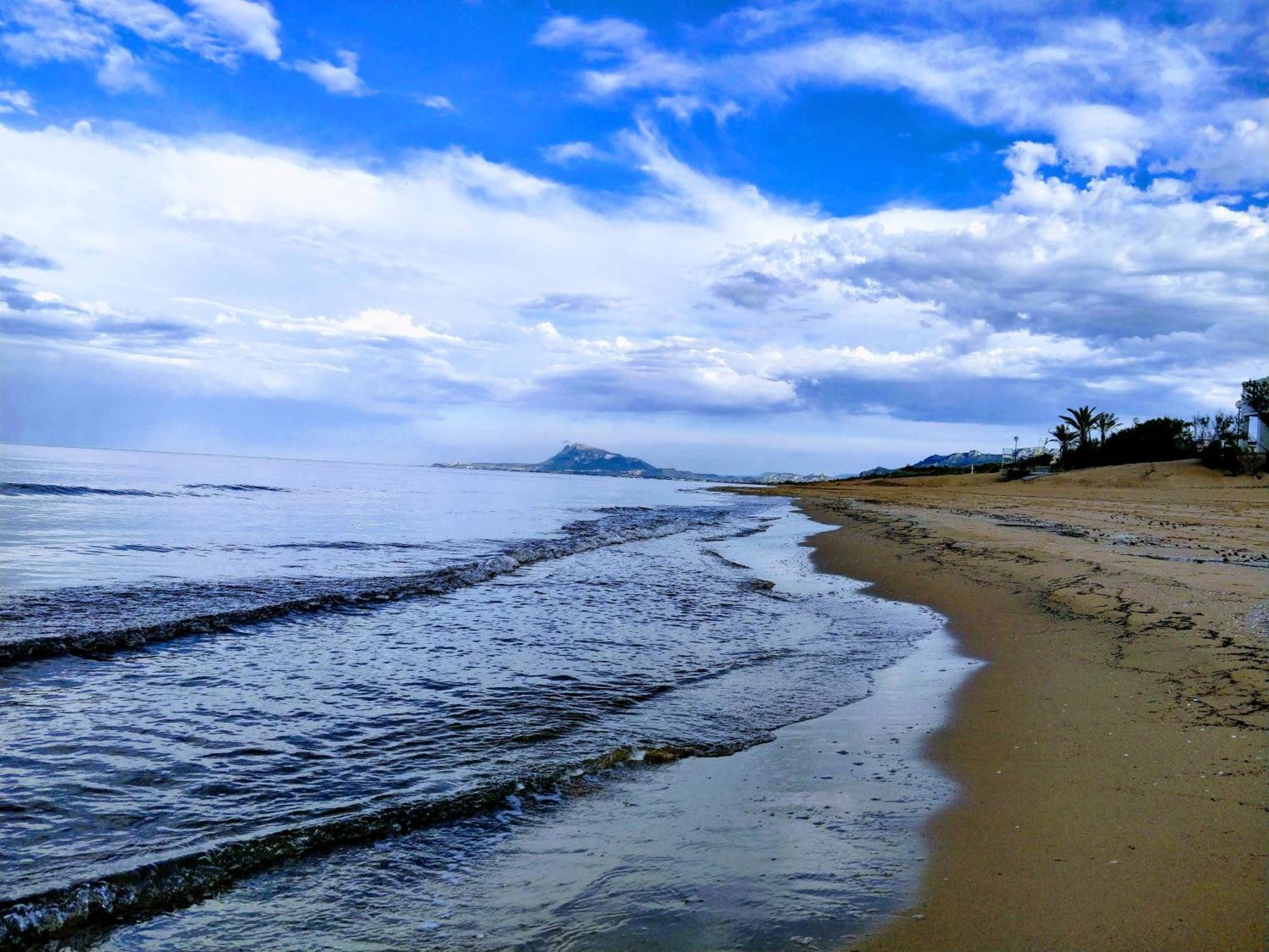 Hello Piles Beach Sofia Bagian luar foto